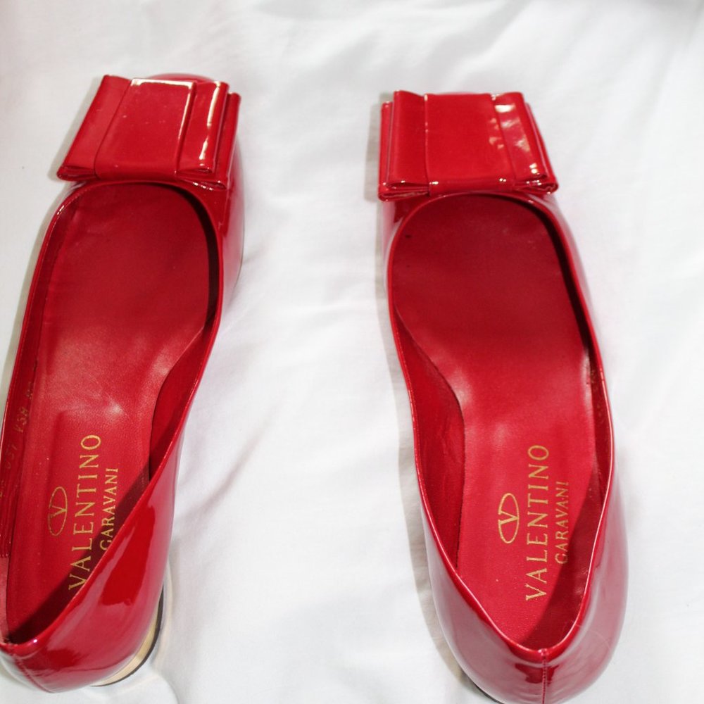 Valentino Garavani Red Patent w/ Red Bow- Size 38- Block heel- Worn Once!